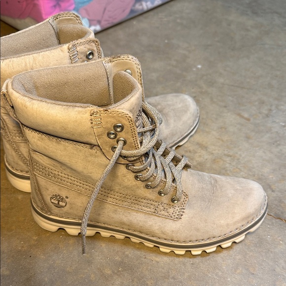Timberland Men's Light Gray Leather Boots - Picture 6 of 8